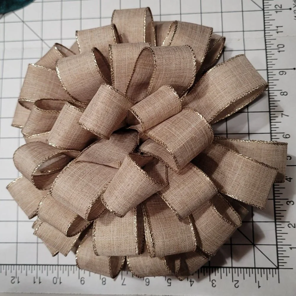 Christmas Tree Bow Topper, Beige / Tan with Gold Edge Trim Tree‎ Topper Bow